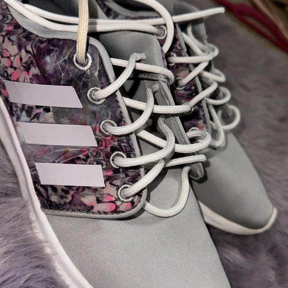 Adidas Cloudfoam Shoes - Picture 9 of 9